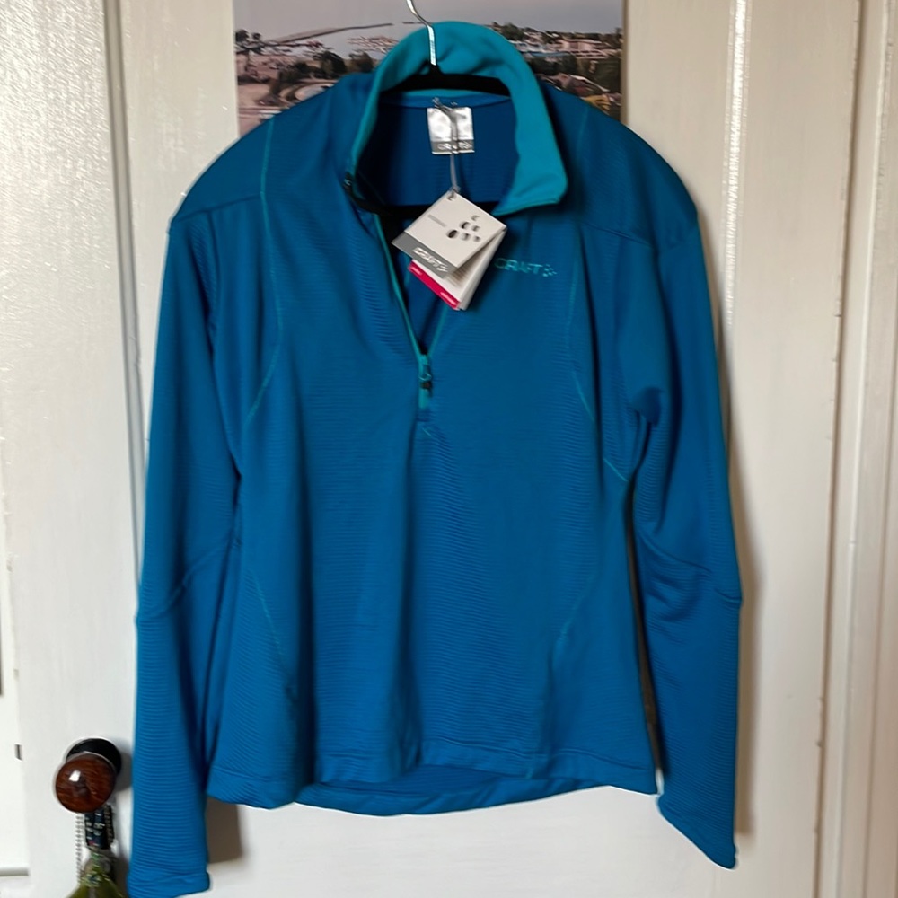 Ladies Craft running top.
